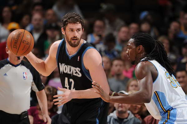 这次三分拉开比分差距（这记三分将分差拉开）