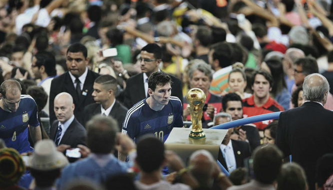 全市场：尤文有意签下弗拉泰西，也将尝试与弗拉霍维奇续约（全市场：尤文瞄准弗拉泰西，并推进与弗拉霍维奇的续约）