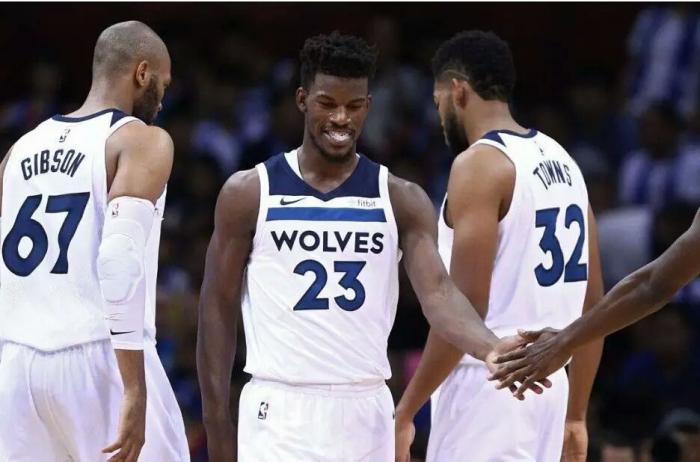 如何提升篮球专项体能？（篮球专项体能提升指南）