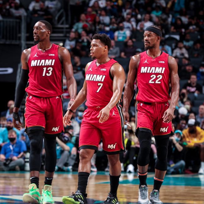 埃梅里：维拉正在与埃利奥特进行谈判，球员冬窗可能离队（埃梅里：维拉已与埃利奥特展开谈判，球员或于冬窗离队）