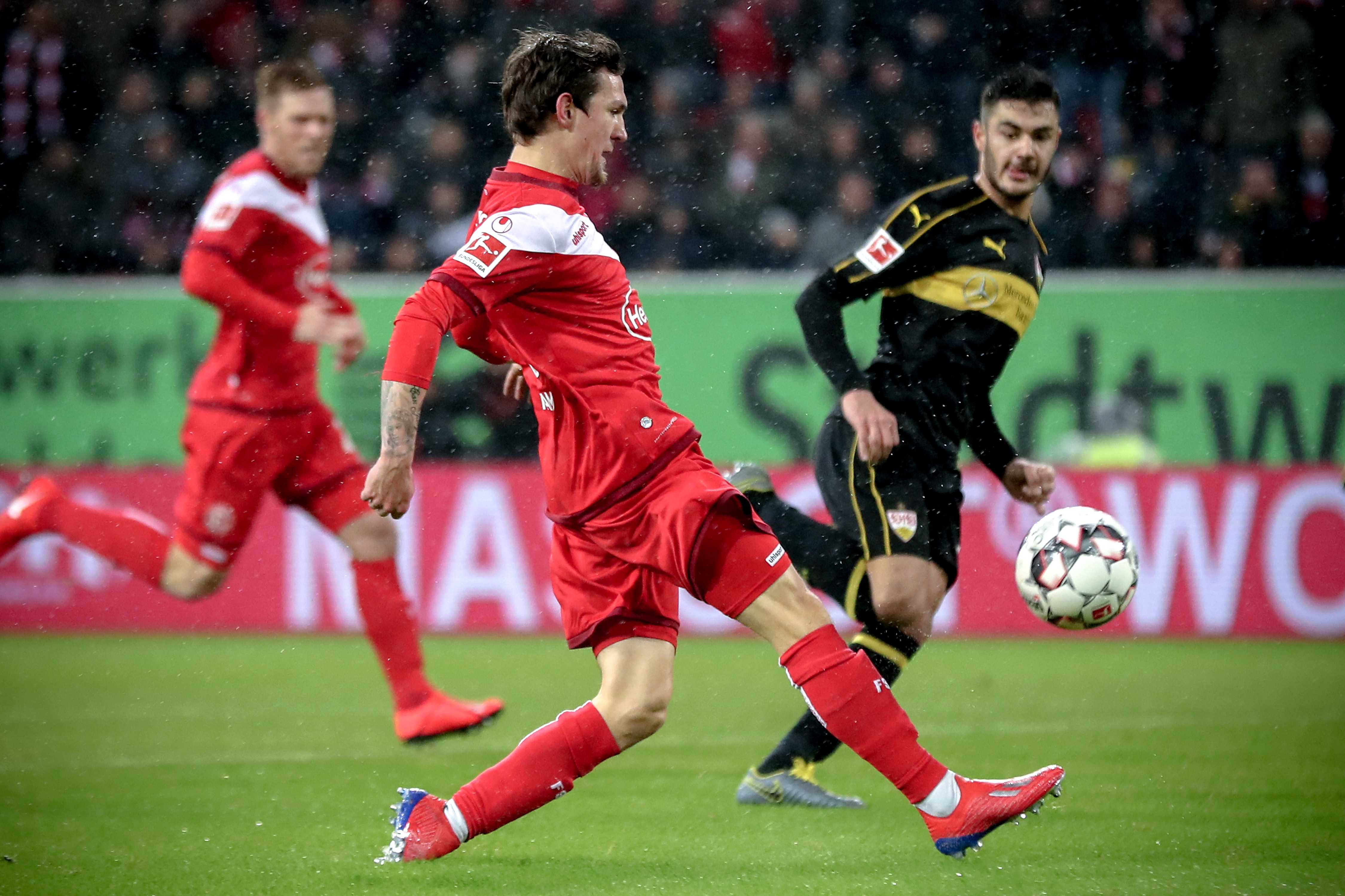 利雅得胜利本赛季攻入30球，C罗+菲利克斯包办21球（利雅得胜利赛季进球达30个，C罗与菲利克斯合计贡献21球）