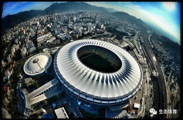 黄潜主帅：亚马尔成熟的像30岁球员，对阵巴萨需全力以赴（比利亚雷亚尔主帅：亚马尔老成如30岁老将，战巴萨须全力以赴）