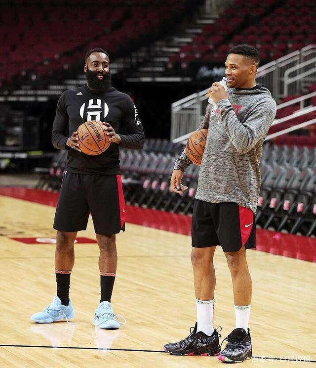 维尼修斯社媒：这就是皇马！进球回来了，周日主场见（维尼修斯社媒发声：皇马气质回归，进球重现，周日主场见）